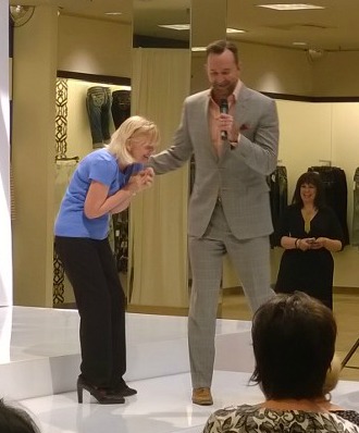 Clinton Kelly giving some outfit advice. (She asked for it;)